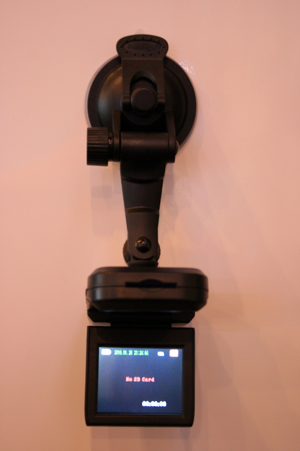 Автомобильный видеорегистратор CV-R202 
