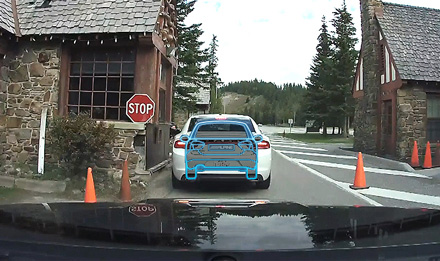 Alpine-Dash-Cam-Front-features-Vehicle-Departure-Notification.jpg